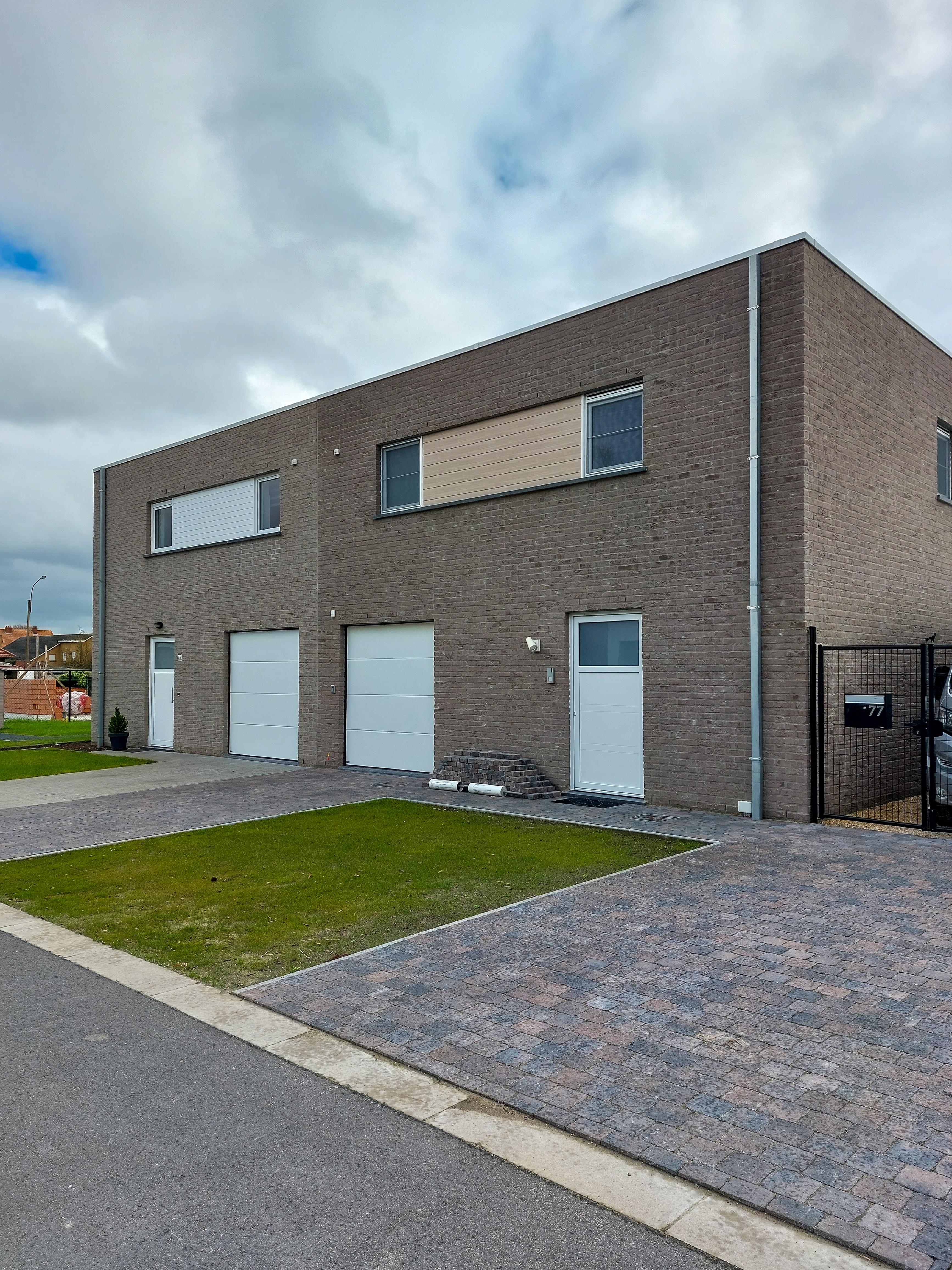 Demuynck Bouw | halfopen bebouwing, moderne woning